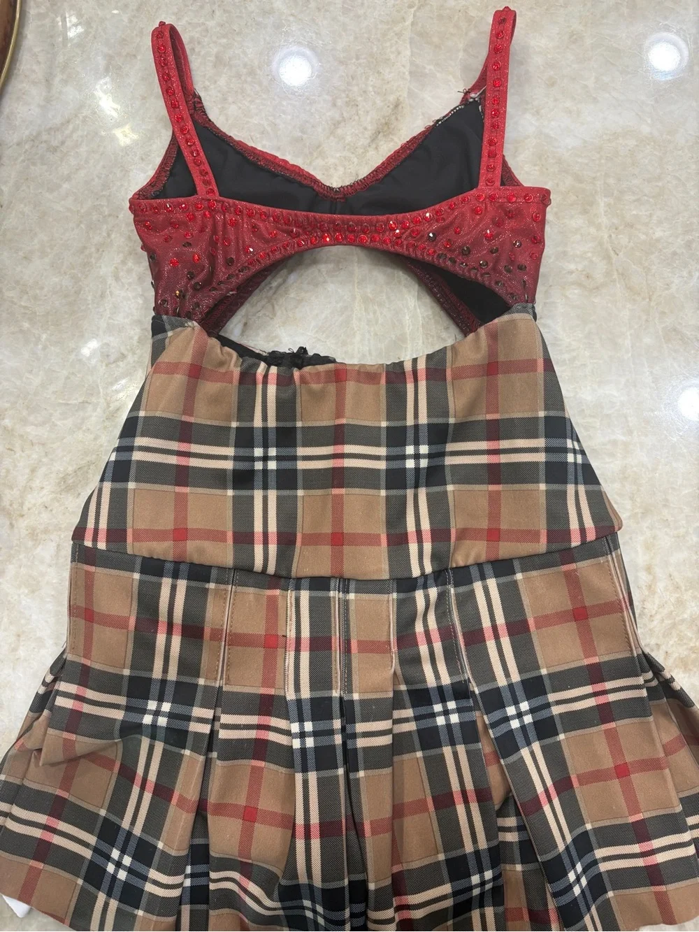 N/A stylish red